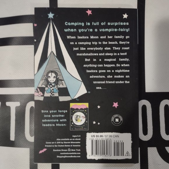 Isadora Moon Goes Camping Book 2 by Harriet Muncaster 2017 Paperback - Picture 3 of 6
